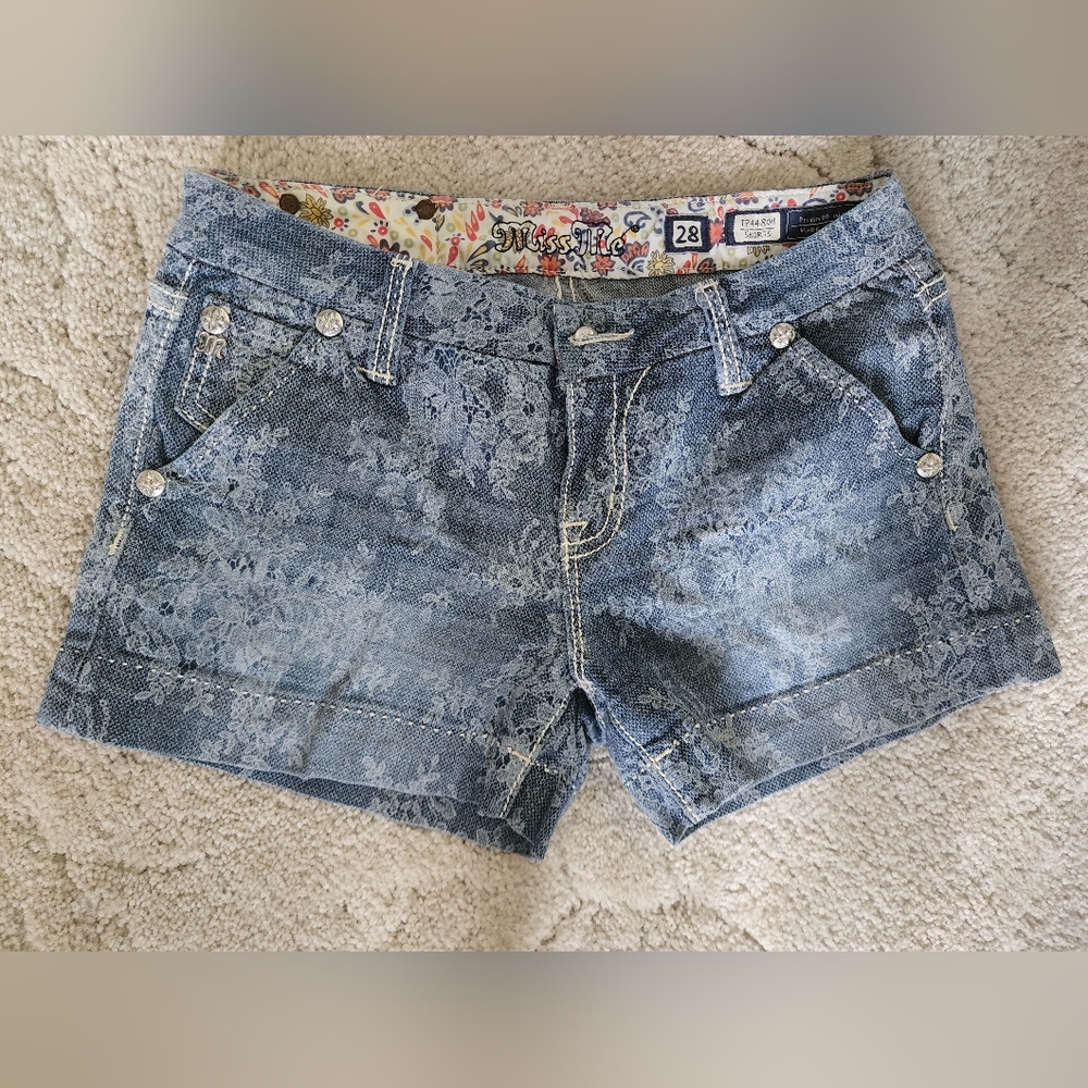 Miss Me shorts